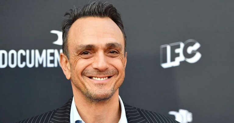 Hank Azaria Net Worth