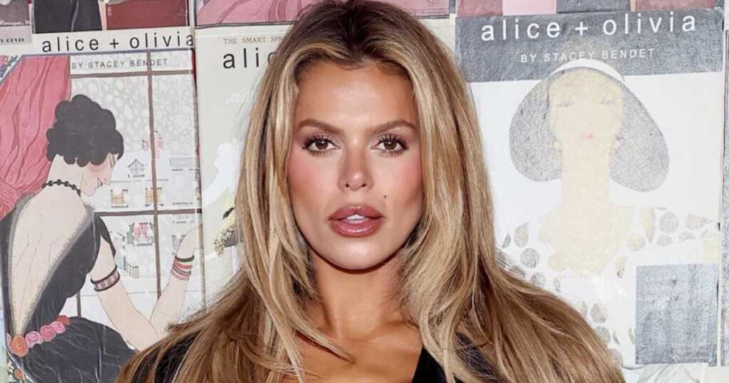 how old is brooks nader