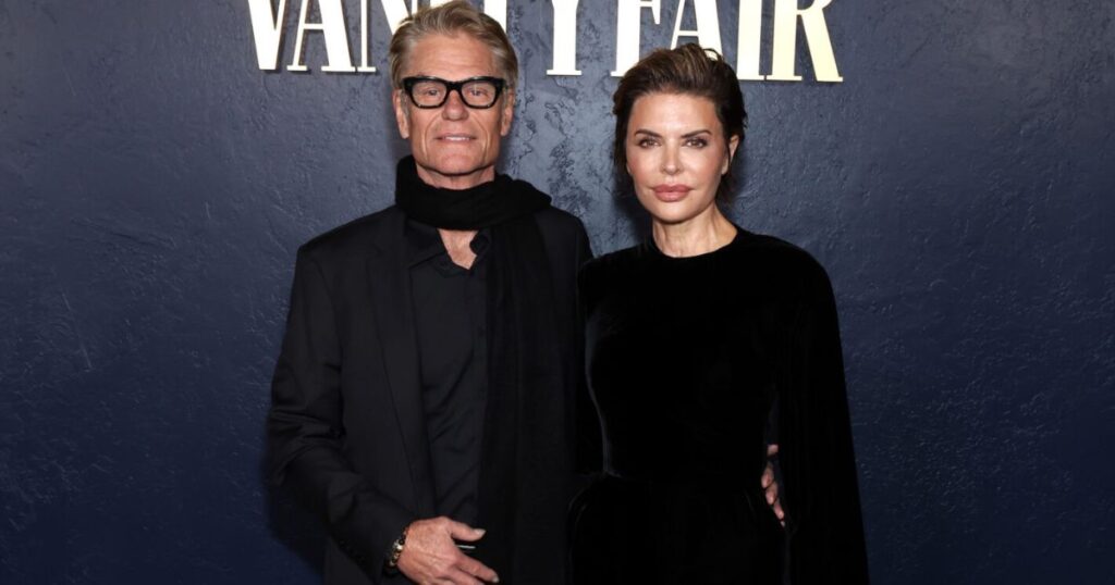 lisa rinna and harry hamlin net worth