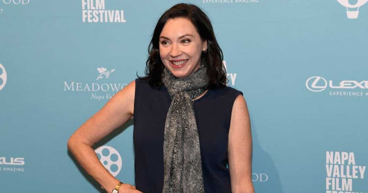 stephanie courtney net worth
